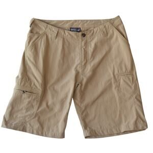 Patagonia Men’s Khaki Cargo Shorts Size 34 – Outdoor Hiking Utility